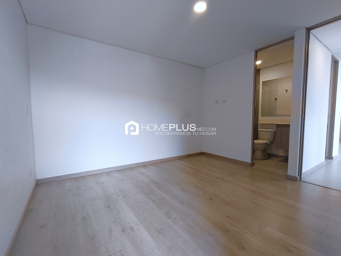 Apartamento En Arriendo En Sabaneta. Bulevar del Alcázar. C208
