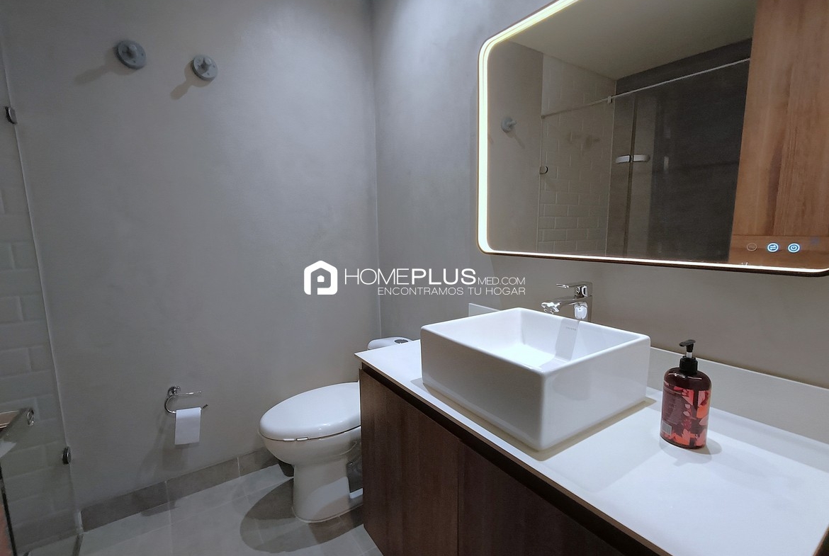 VENTA APARTAESTUDIO EL POBLADO CIUDAD DEL RIO V122 DISTRITO VERA 607