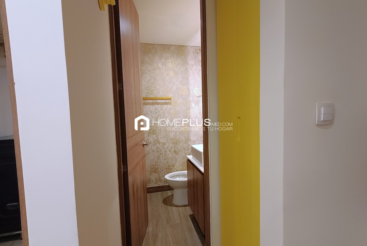 VENTA APARTAESTUDIO EL POBLADO CIUDAD DEL RIO V122 DISTRITO VERA 607