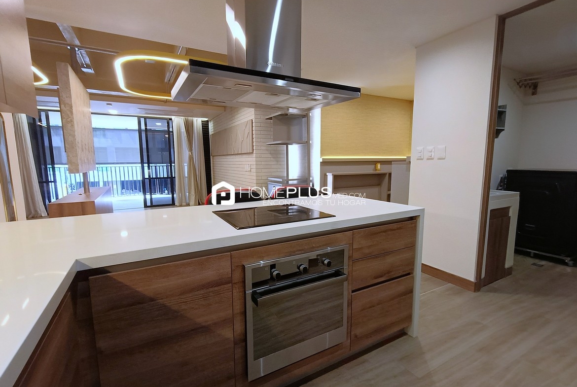 VENTA APARTAESTUDIO EL POBLADO CIUDAD DEL RIO V122 DISTRITO VERA 607