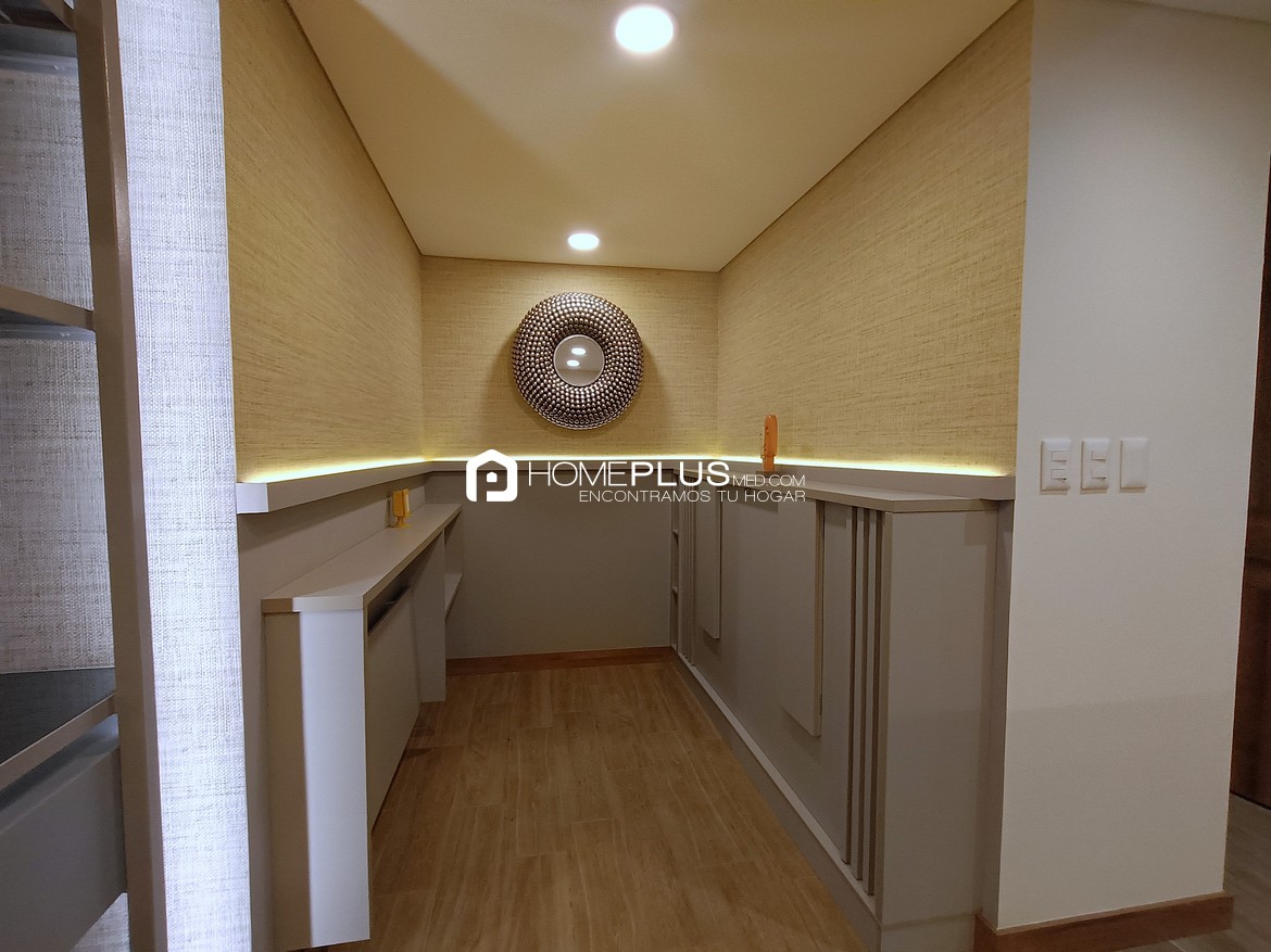 VENTA APARTAESTUDIO EL POBLADO CIUDAD DEL RIO V122 DISTRITO VERA 607