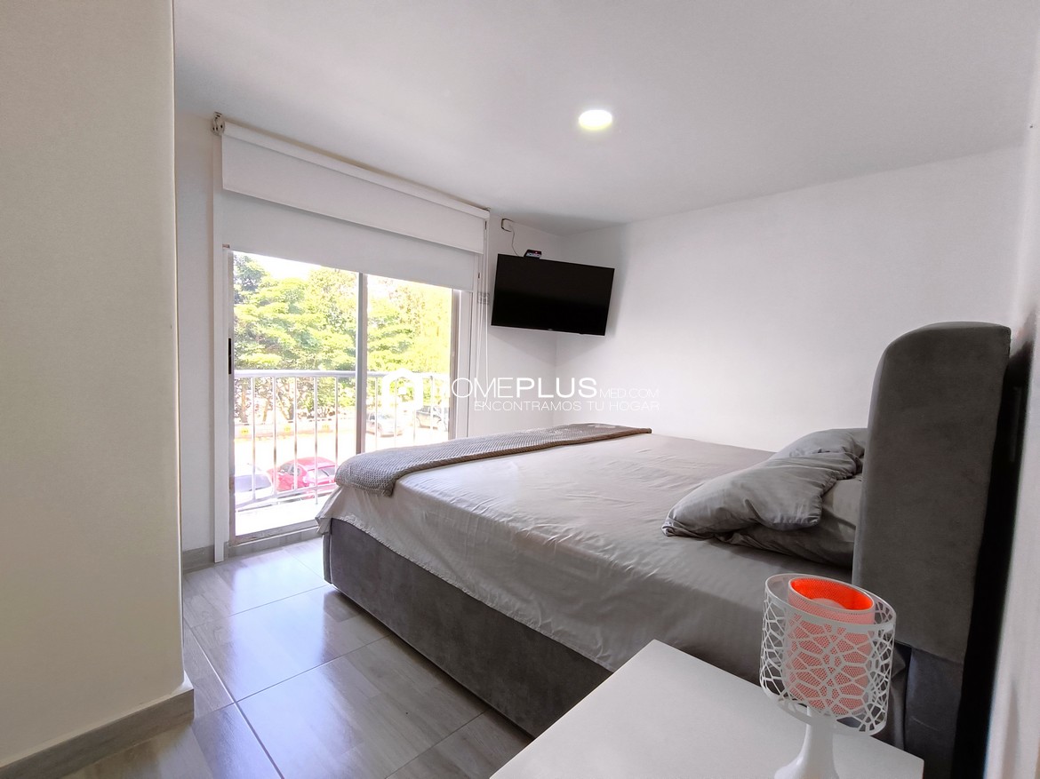 Venta de Apartamento en El Poblado, Loma Del Indio. Bosques de Sandiego V125