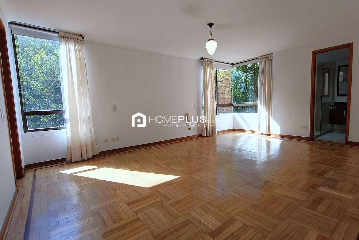 Venta de Apartamento en El Poblado, Vizcaya. Bosques de Vizcaya. V126