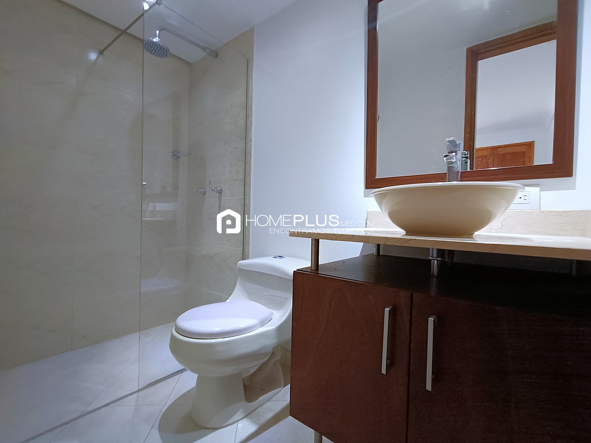 Venta de Apartamento en El Poblado, Vizcaya. Bosques de Vizcaya. V126