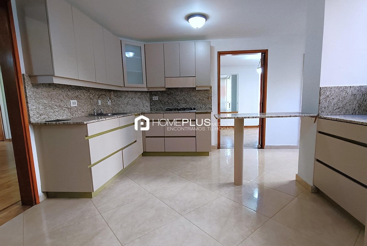Venta de Apartamento en El Poblado, Vizcaya. Bosques de Vizcaya. V126