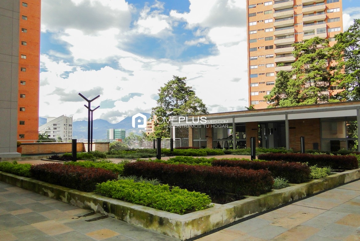 ZONAS COMUNES ATENAS 1303