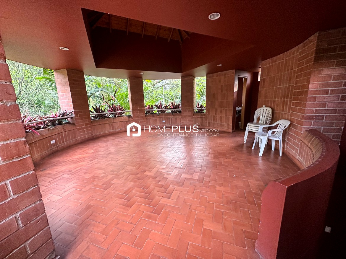 ZONAS COMUNES VEGAS DE CATAY 1101 EL POBLADO MILLA DE ORO