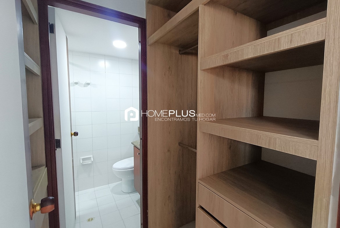 Apartamento En Arriendo En El Poblado, Loma de San Julián. Bosques del Guamal. C228