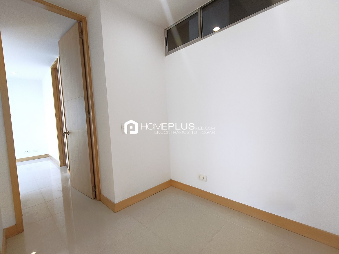 Apartamento En Arriendo En El Poblado, Los Balsos. Menta Apartamentos. C227