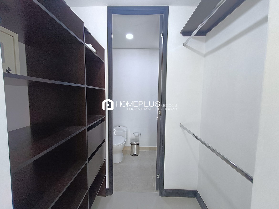 VENTA APARTAESTUDIO EL POBLADO MILLA DE ORO V127 NUEVA ALEJANDRIA 302