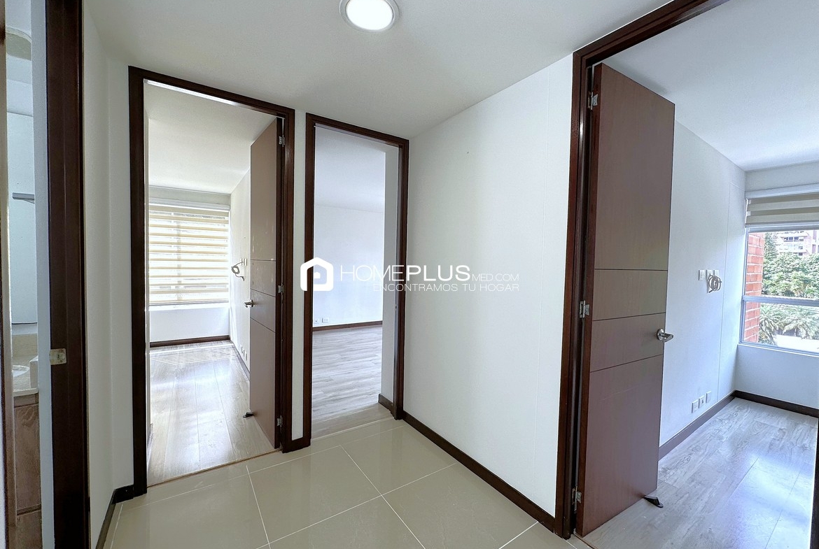 VENTA APARTAMENTO EL POBLADO CASTROPOL V129 SAN ROMAN 501