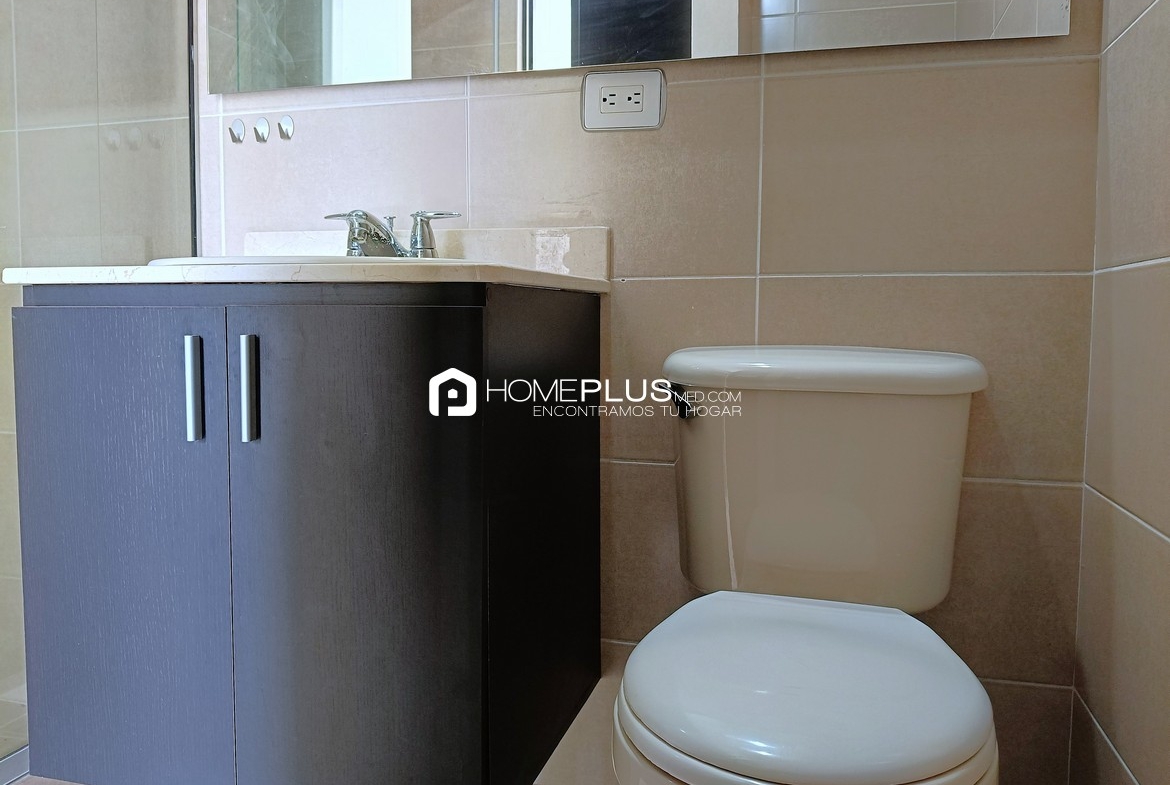 APARTAMENTO EN VENTA EL POBLADO, CIUDAD DEL RIO, V132, PLAZA DEL RIO 1803