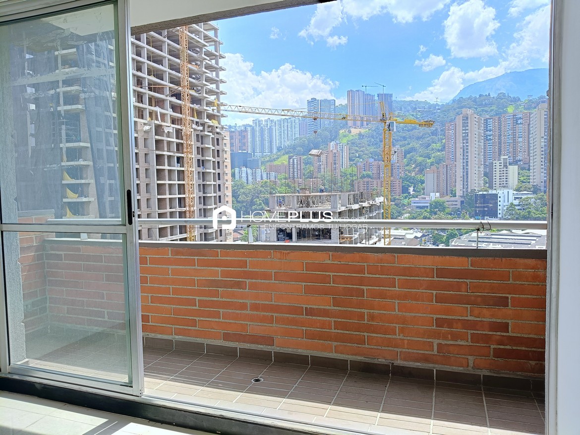 APARTAMENTO EN VENTA EL POBLADO, CIUDAD DEL RIO, V132, PLAZA DEL RIO 1803