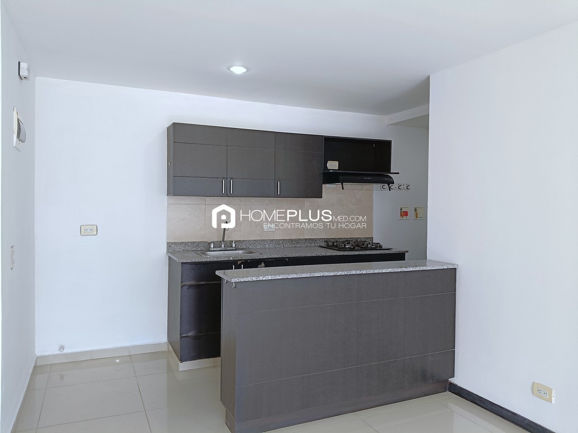 APARTAMENTO EN VENTA EL POBLADO, CIUDAD DEL RIO, V132, PLAZA DEL RIO 1803