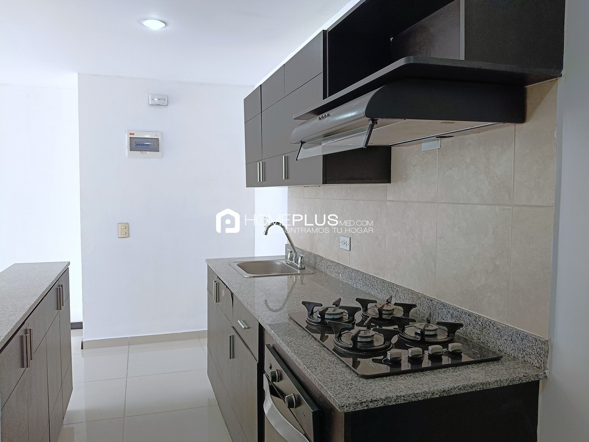 APARTAMENTO EN VENTA EL POBLADO, CIUDAD DEL RIO, V132, PLAZA DEL RIO 1803