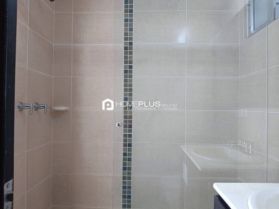 APARTAMENTO EN VENTA EL POBLADO, CIUDAD DEL RIO, V132, PLAZA DEL RIO 1803