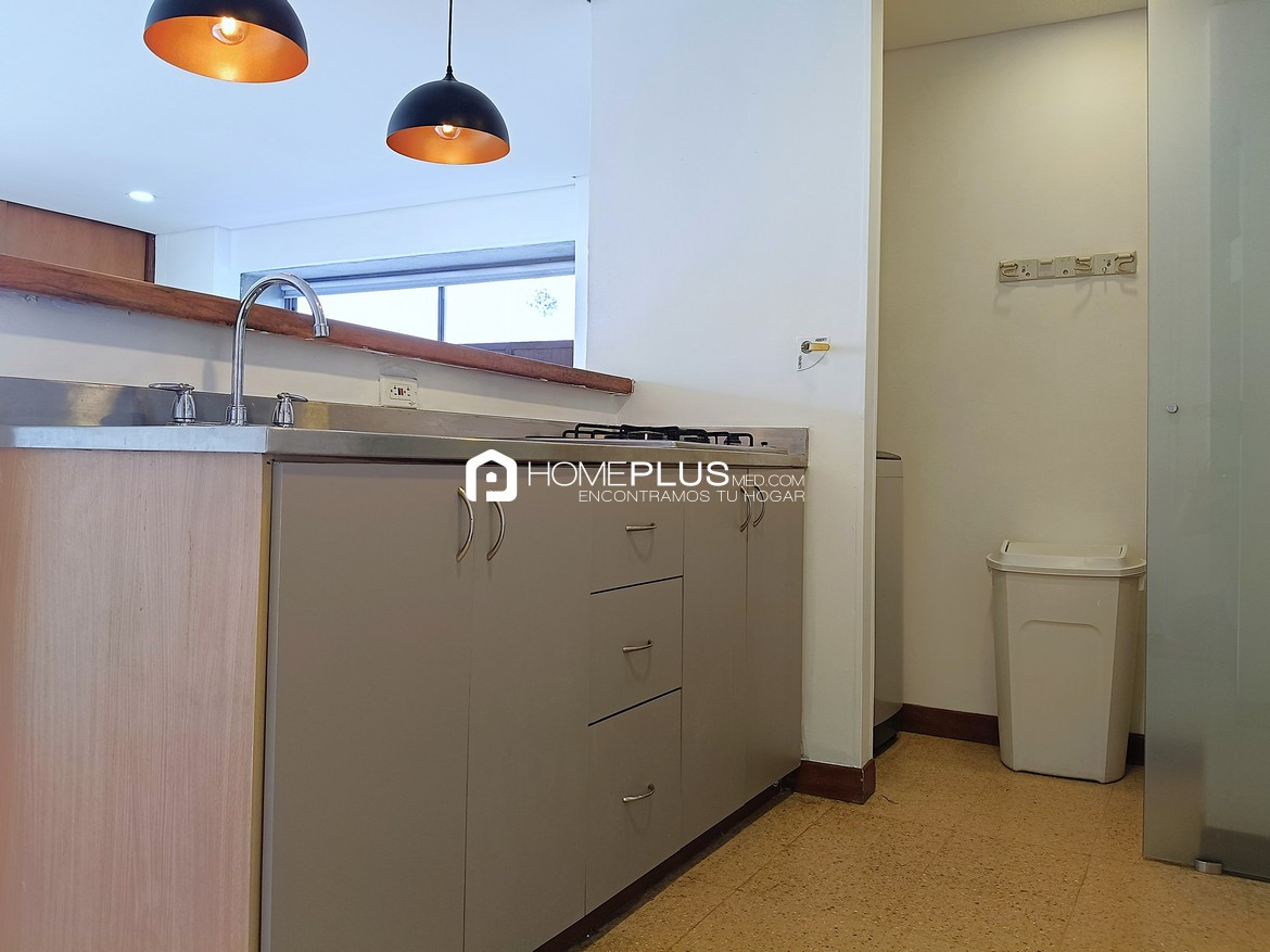 Apartamento En Arriendo En El Poblado, Patio Bonito. Cinnamon C235