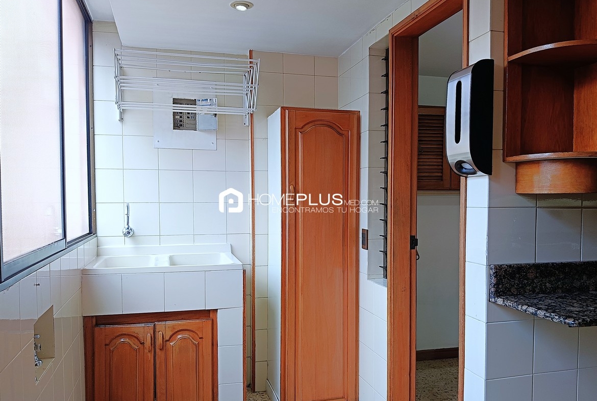 Apartamento En Arriendo En El Poblado, Patio Bonito. Guaduales de Patio Bonito C233