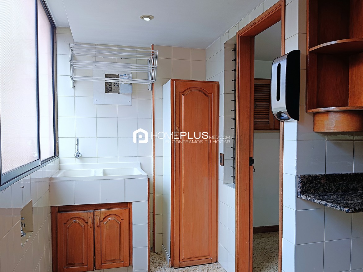 Apartamento En Arriendo En El Poblado, Patio Bonito. Guaduales de Patio Bonito C233