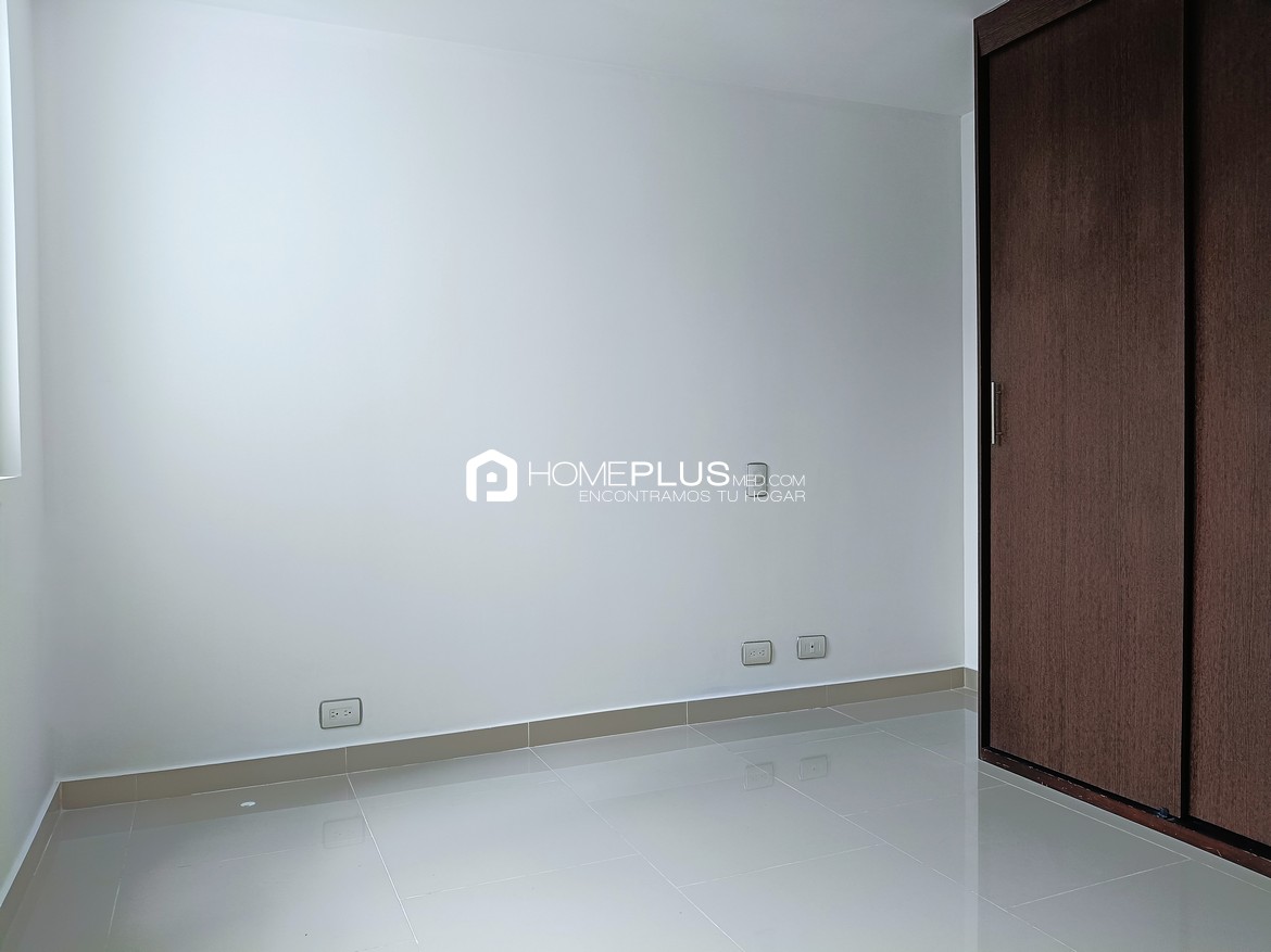 Apartamento En Arriendo En Envigado, Señorial. Almendros Terra C237