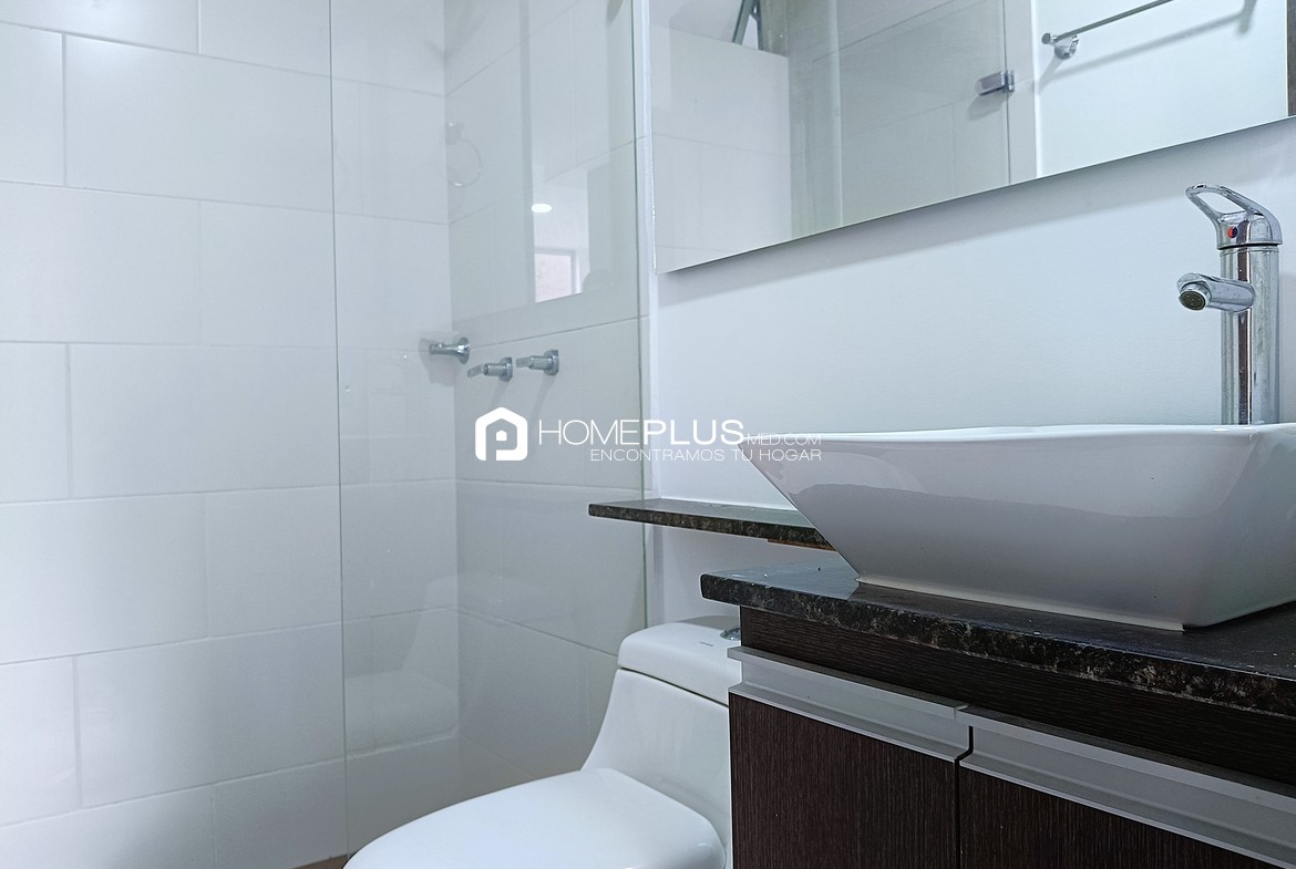 Apartamento En Arriendo En Envigado, Señorial. Almendros Terra C237