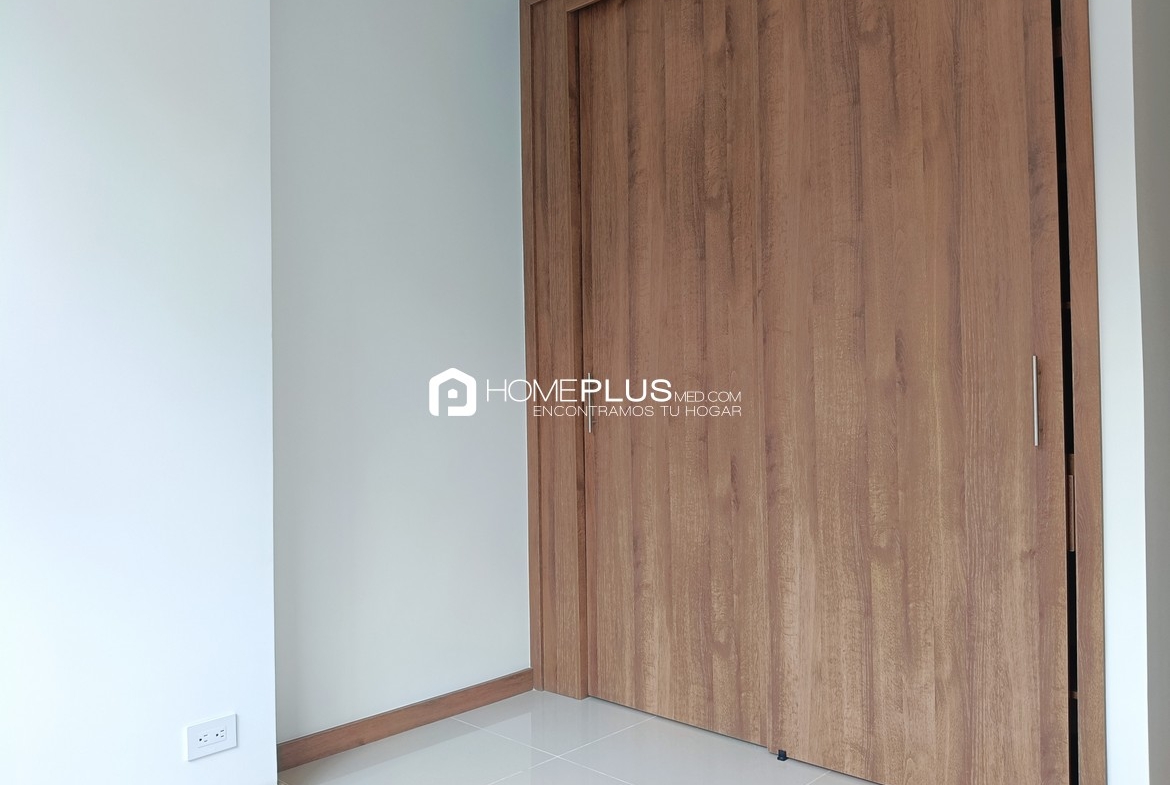 Apartamento En Arriendo En Envigado, Señorial. Almendros Terra C231