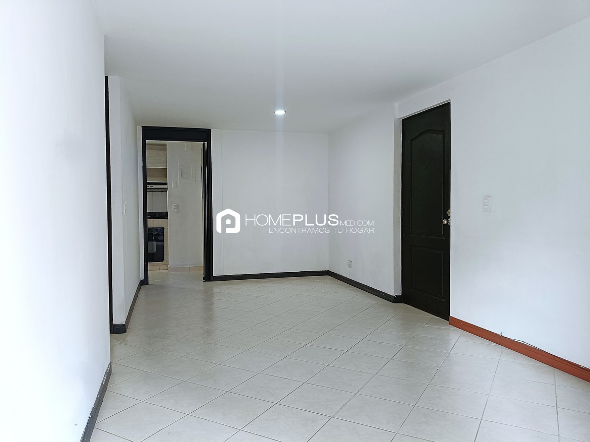 Apartamento En Arriendo En El Poblado, Los Balsos. Prados Del Castillo. C238 (1)