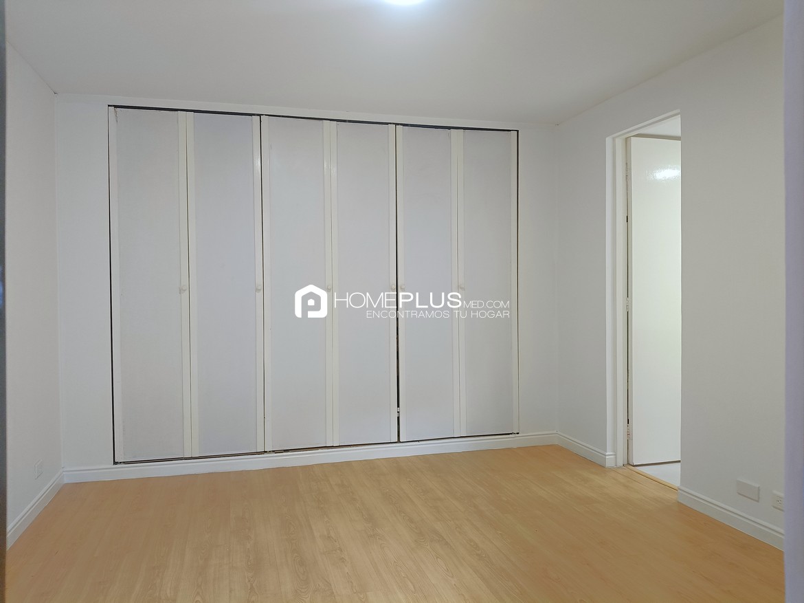 ALQUILER APARTAMENTO EL POBLADO, CASTROPOL, C243 SOTO VERDE 404