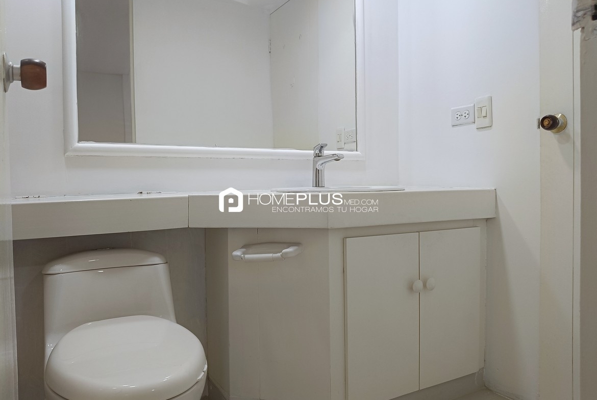 ALQUILER APARTAMENTO EL POBLADO, CASTROPOL, C243 SOTO VERDE 404