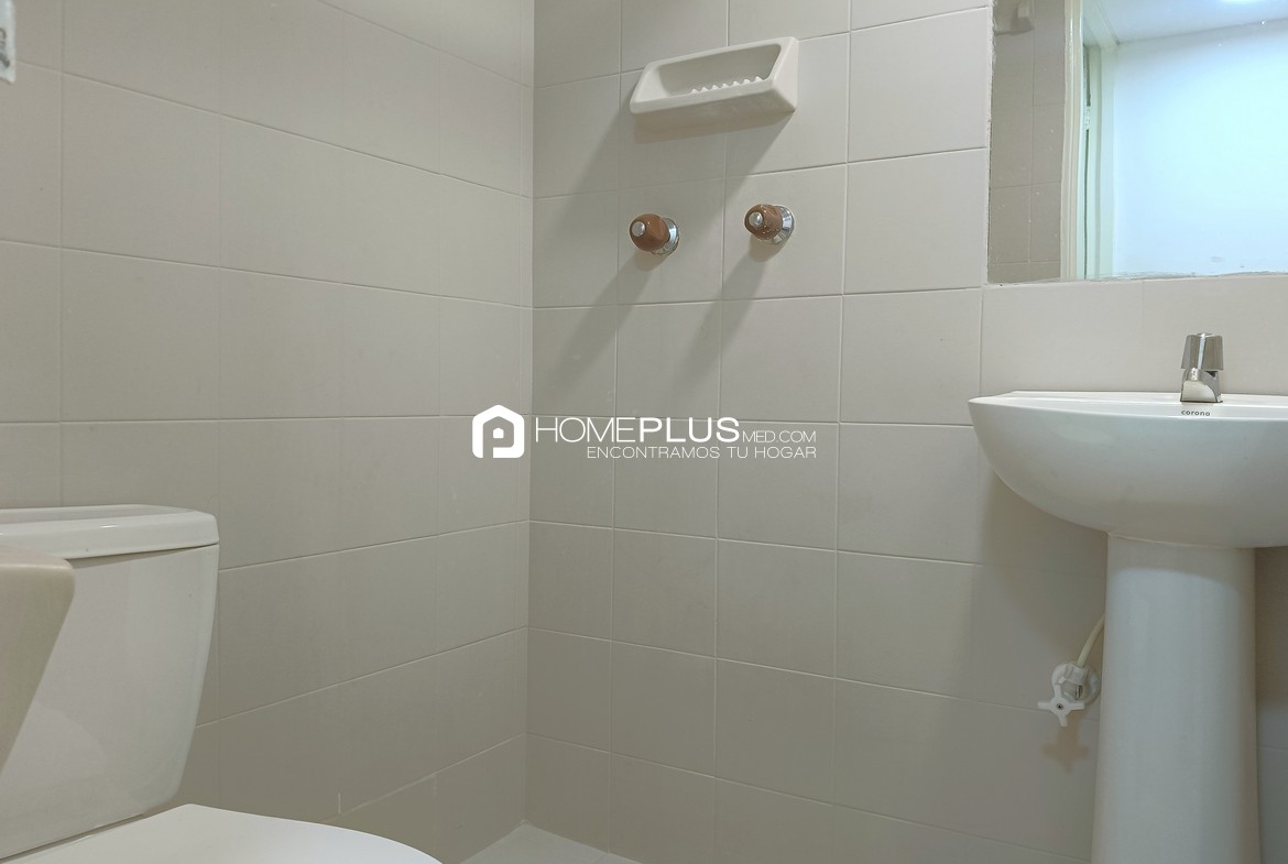 ALQUILER APARTAMENTO EL POBLADO, CASTROPOL, C243 SOTO VERDE 404