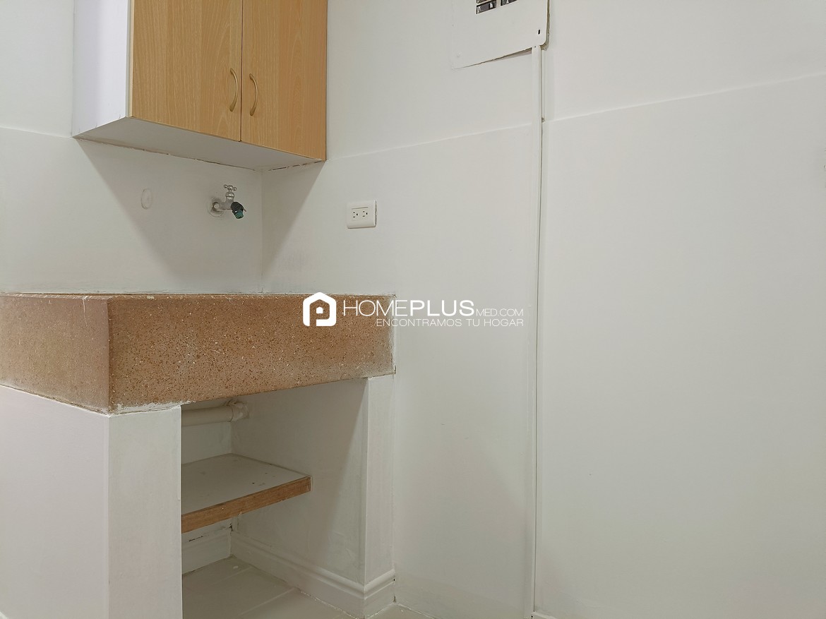 ALQUILER APARTAMENTO EL POBLADO, CASTROPOL, C243 SOTO VERDE 404