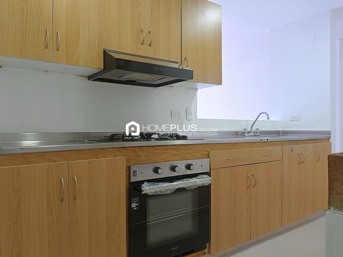 ALQUILER APARTAMENTO EL POBLADO, CASTROPOL, C243 SOTO VERDE 404