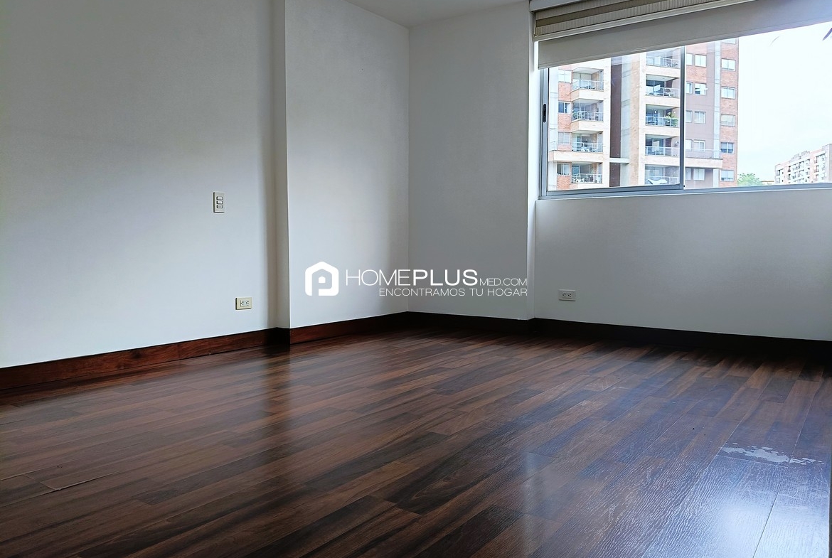 Apartamento En Arriendo En Envigado, Cumbres. Saltamontes 517. C252