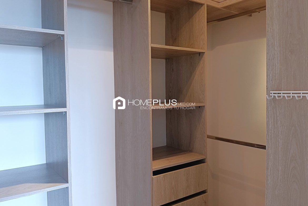 Apartamento En Arriendo En Envigado, San Lucas. Campestre Alto 1402. C251