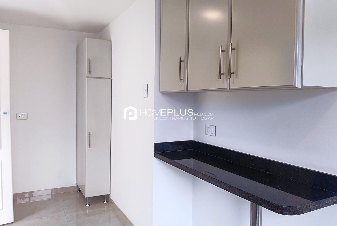 Apartamento En Arriendo En Envigado, San Lucas. Campestre Alto 1402. C251