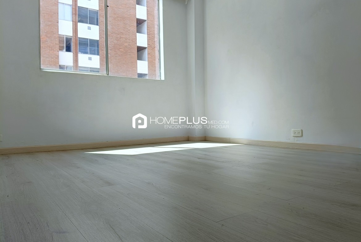 Apartamento En Arriendo En Las Palmas, San Diego. Mesetas de San Diego. C245