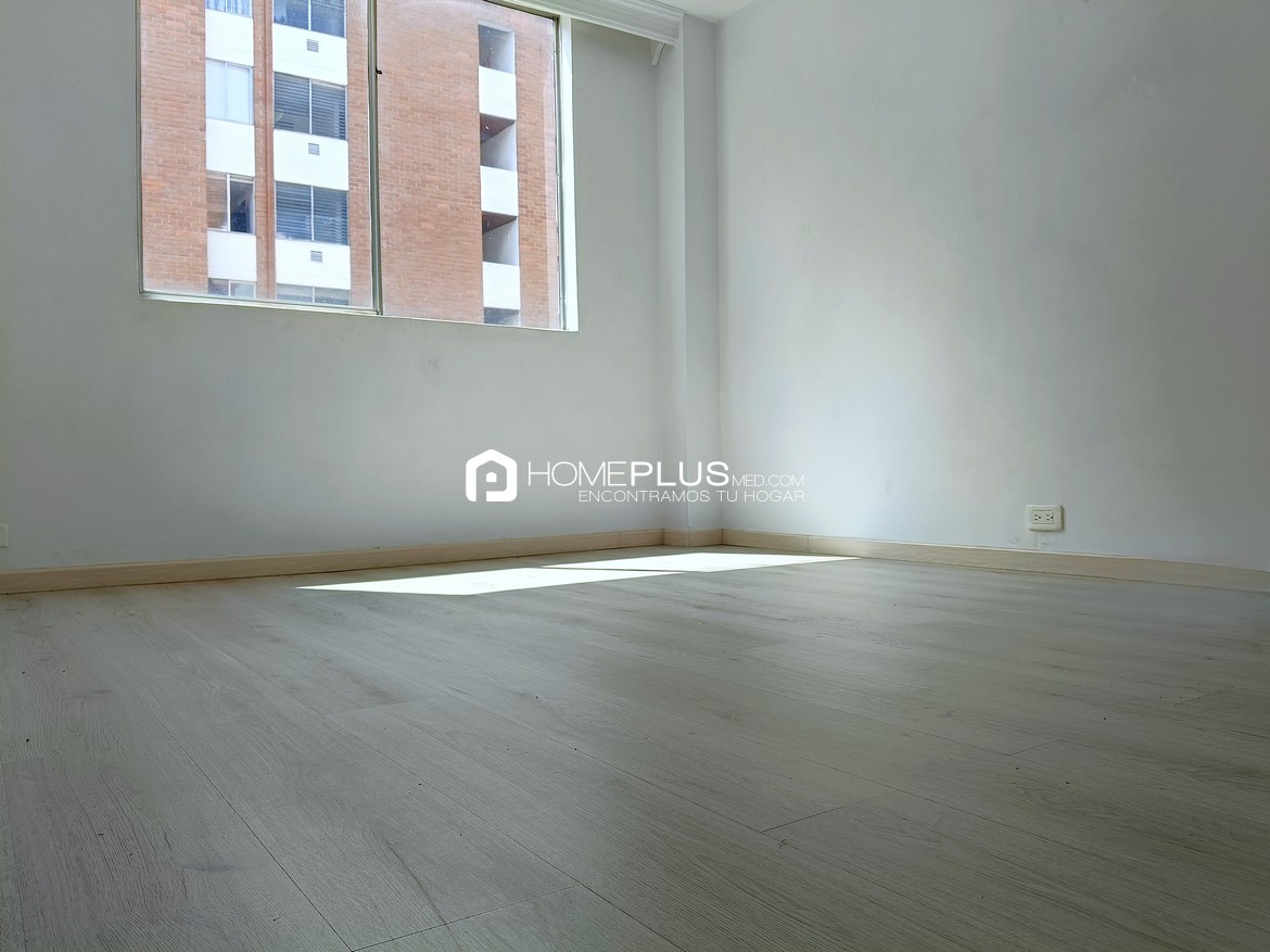 Apartamento En Arriendo En Las Palmas, San Diego. Mesetas de San Diego. C245