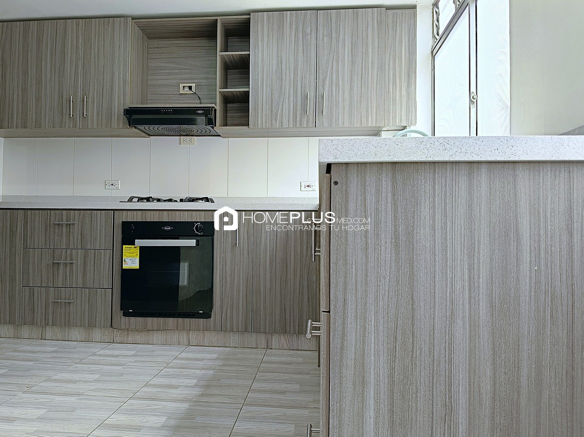 Apartamento En Arriendo En Las Palmas, San Diego. Mesetas de San Diego. C245