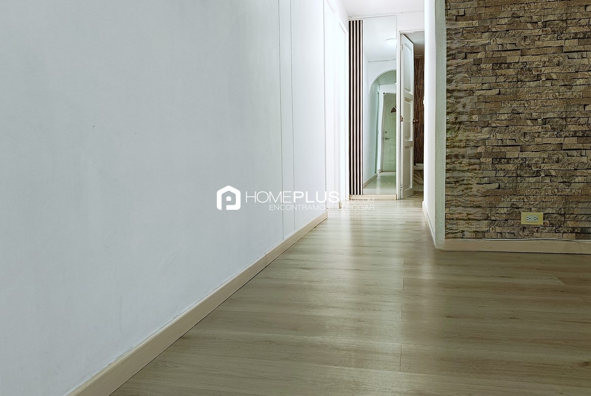 Apartamento En Arriendo En Las Palmas, San Diego. Mesetas de San Diego. C245