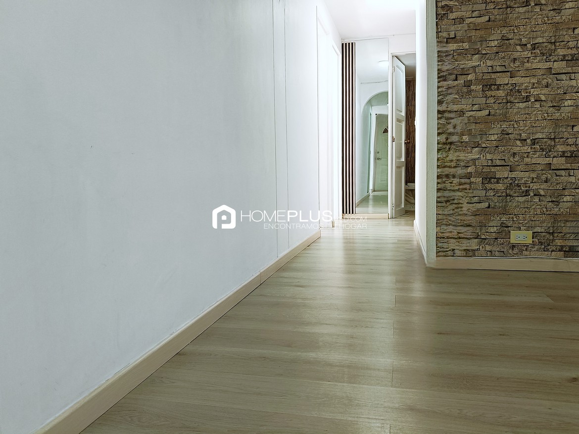 Apartamento En Arriendo En Las Palmas, San Diego. Mesetas de San Diego. C245