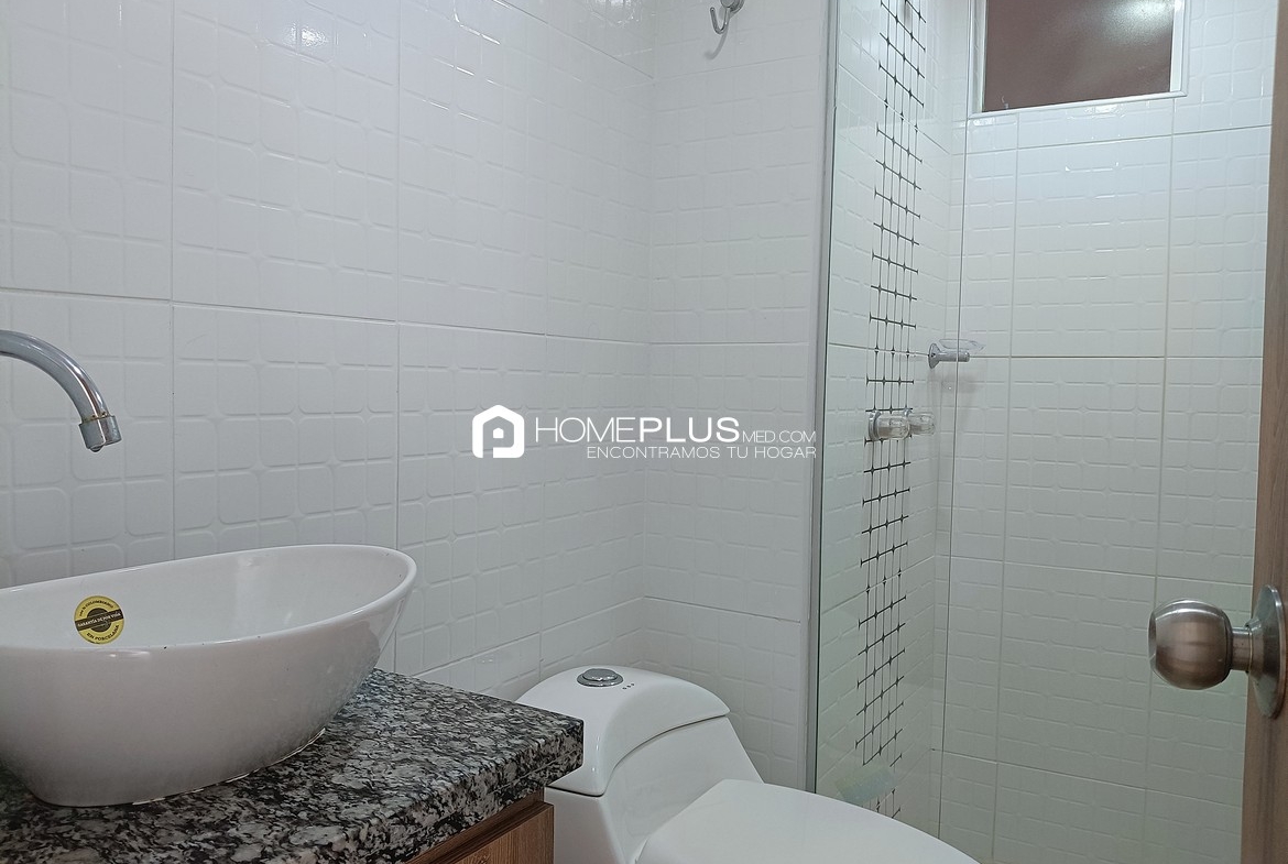 VENTA APARTAMENTO SABANETA, MARIA AUXILIADORA, V134 VILLA ROMERA CAMPESTRE TORRE LAUREL 1821