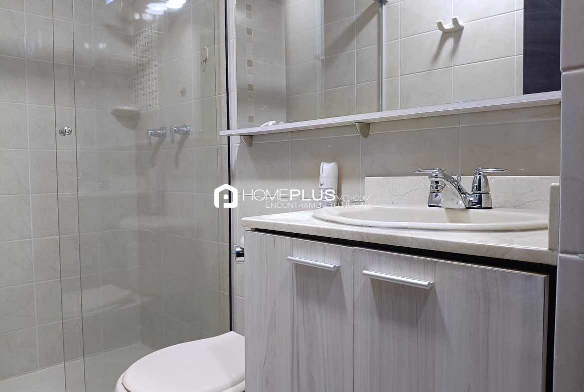 ALQUILER APARTAMENTO EN POBLADO, CIUDAD DEL RÍO, C257 PLAZA DEL RÍO