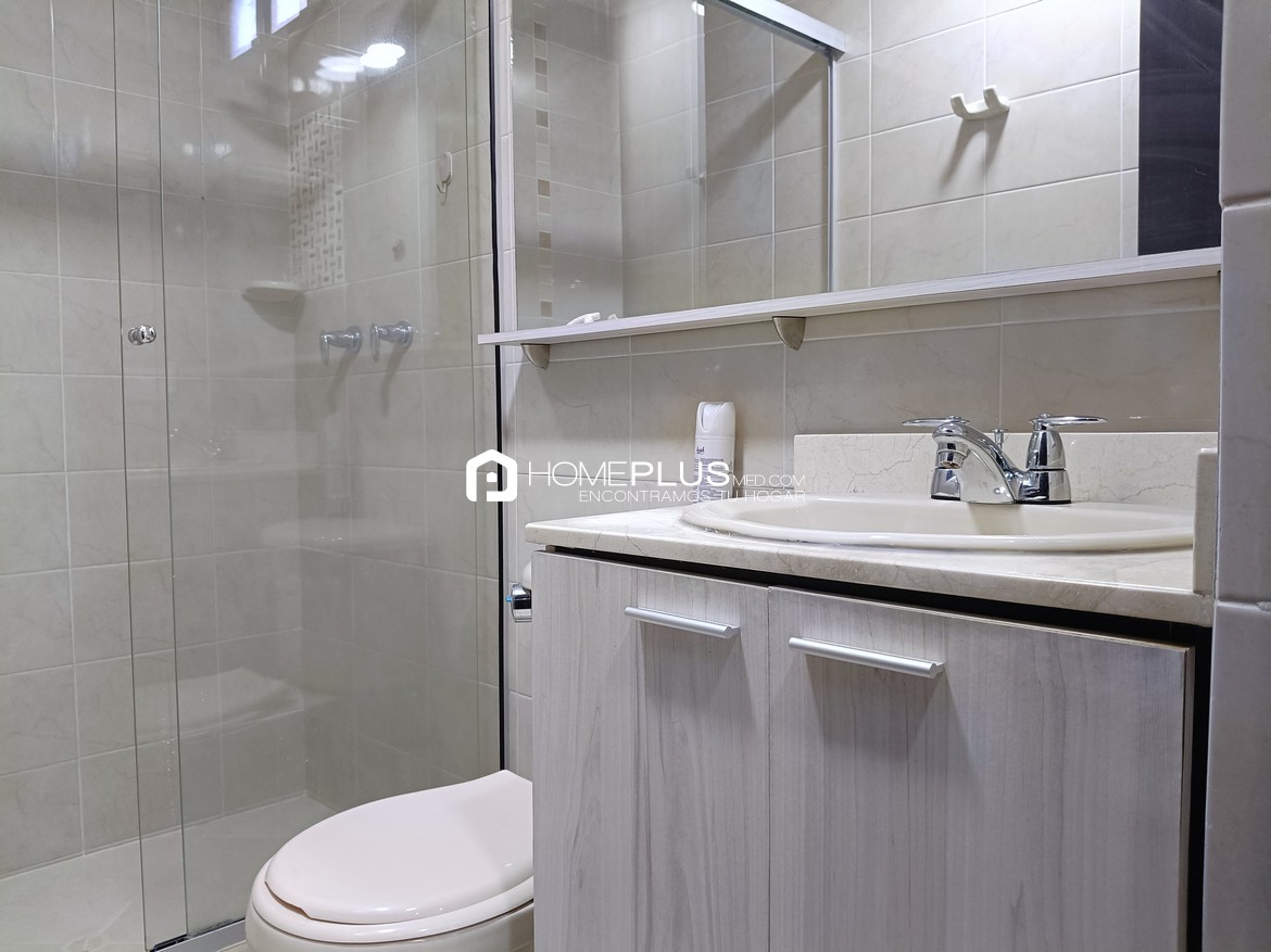 ALQUILER APARTAMENTO EN POBLADO, CIUDAD DEL RÍO, C257 PLAZA DEL RÍO