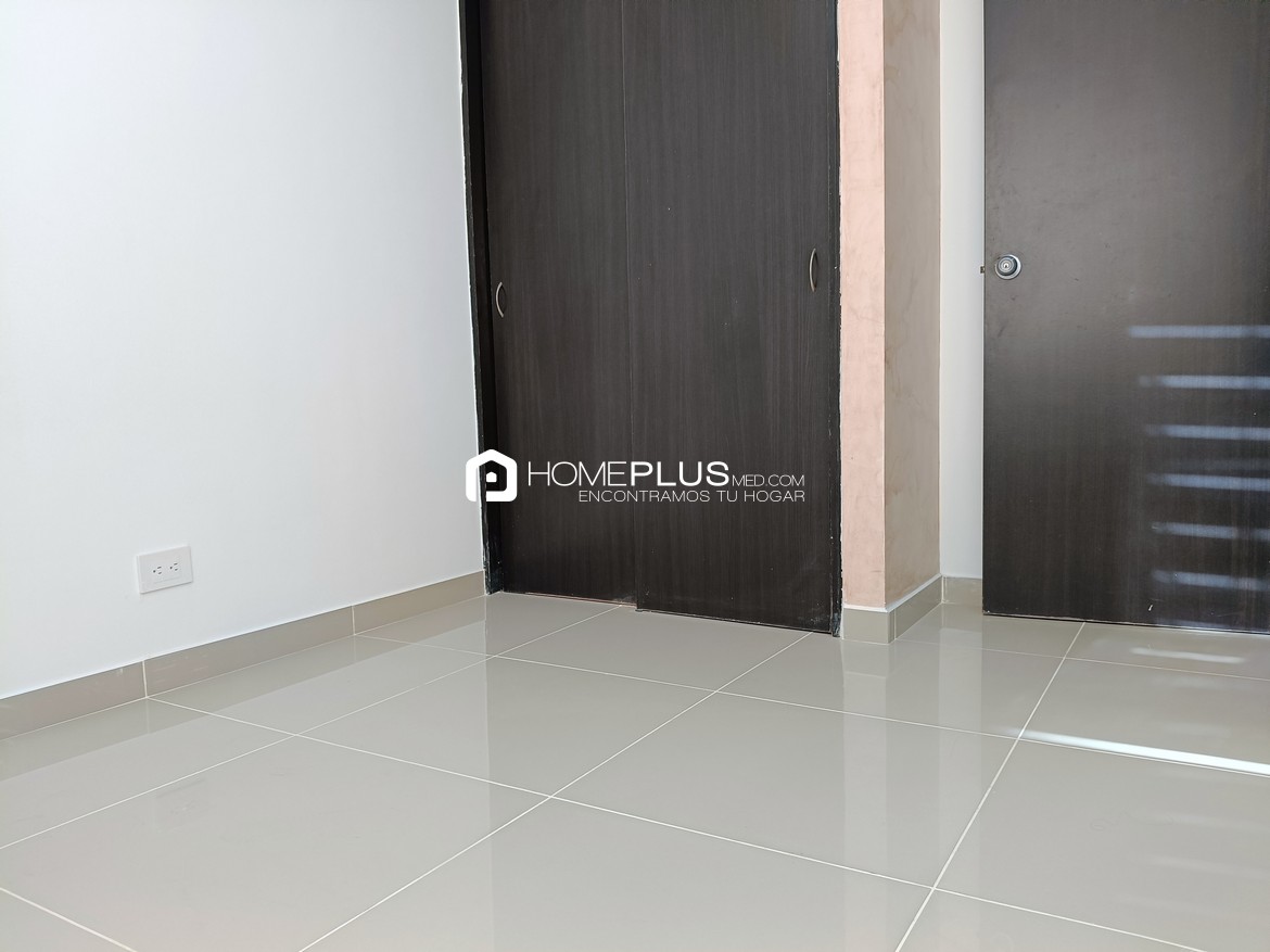 ALQUILER APARTAMENTO EN POBLADO, CIUDAD DEL RÍO, C257 PLAZA DEL RÍO